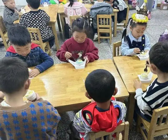 社会发展的深远意义始终将学前教育发展置于重要战略地位 社会发展的深远意义始终将学前教育发展置于重要战略地位